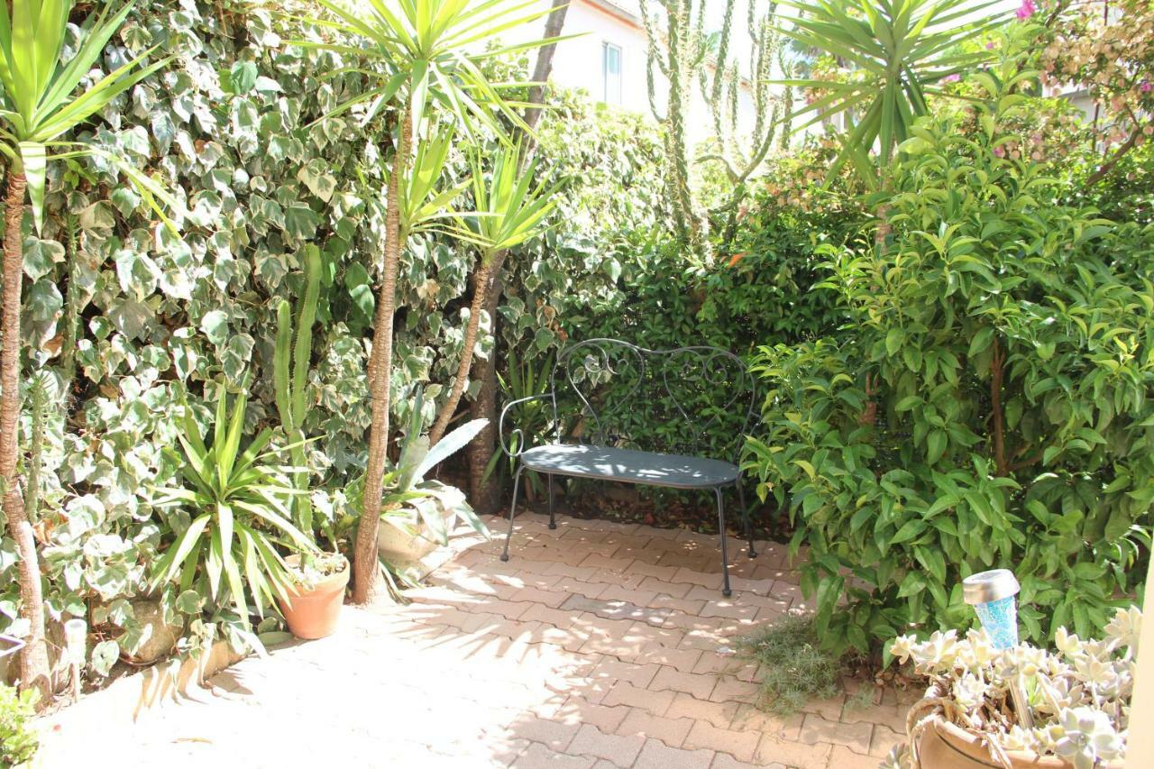 Appartement Dans Quartier Calme Avec Jardin Pour 2 Pers Argeles-sur-Mer Exterior photo